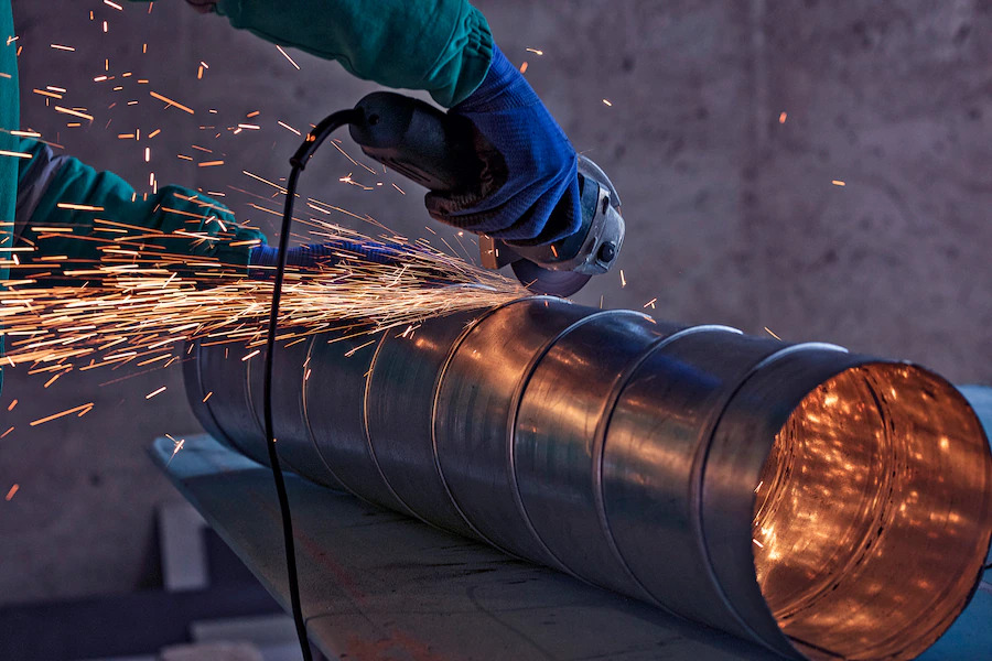 arc-welding-steel-construction-site_2831-685